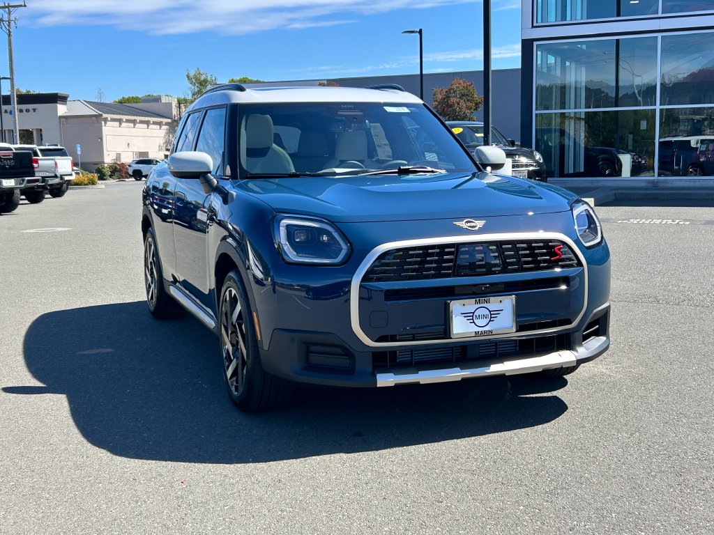 Thumbnail: 2027 MINI Cooper Countryman - 7