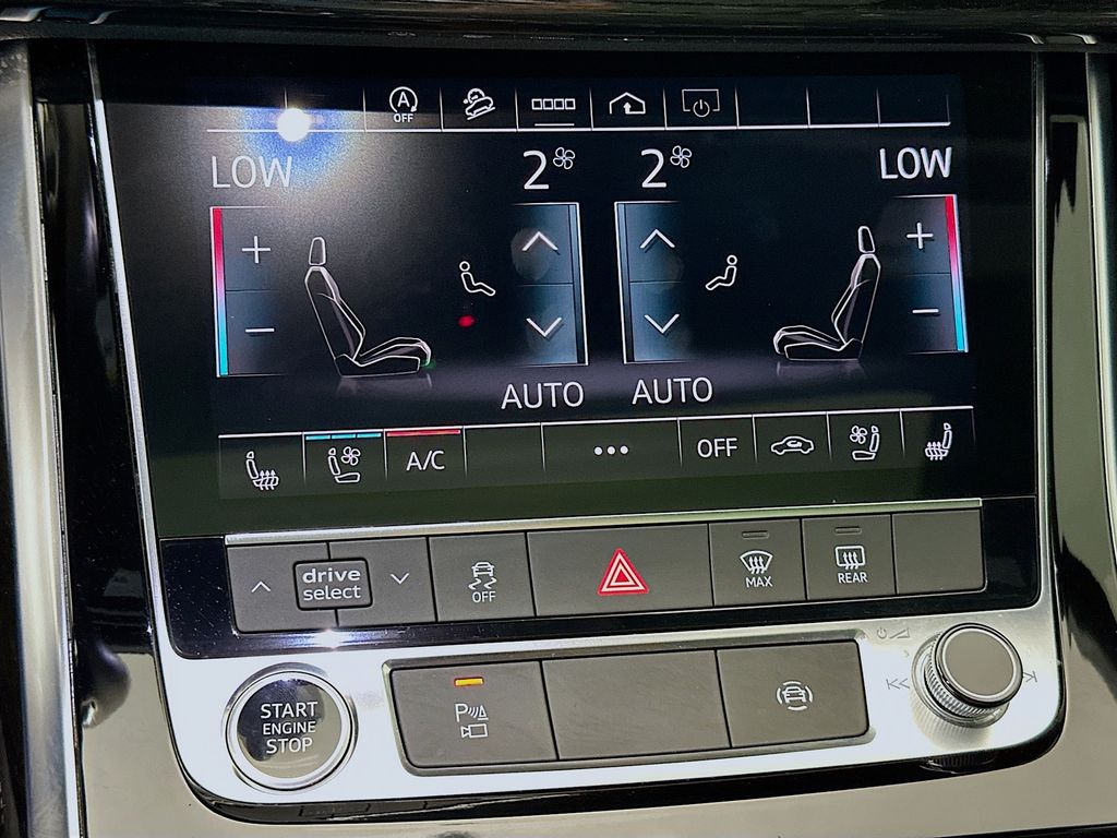 Thumbnail: 2021 Audi Q7 - 16