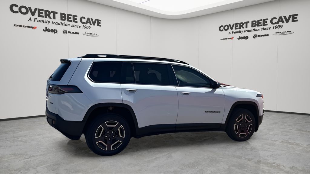 New 2026 White/off-white Jeep Laredo image 10