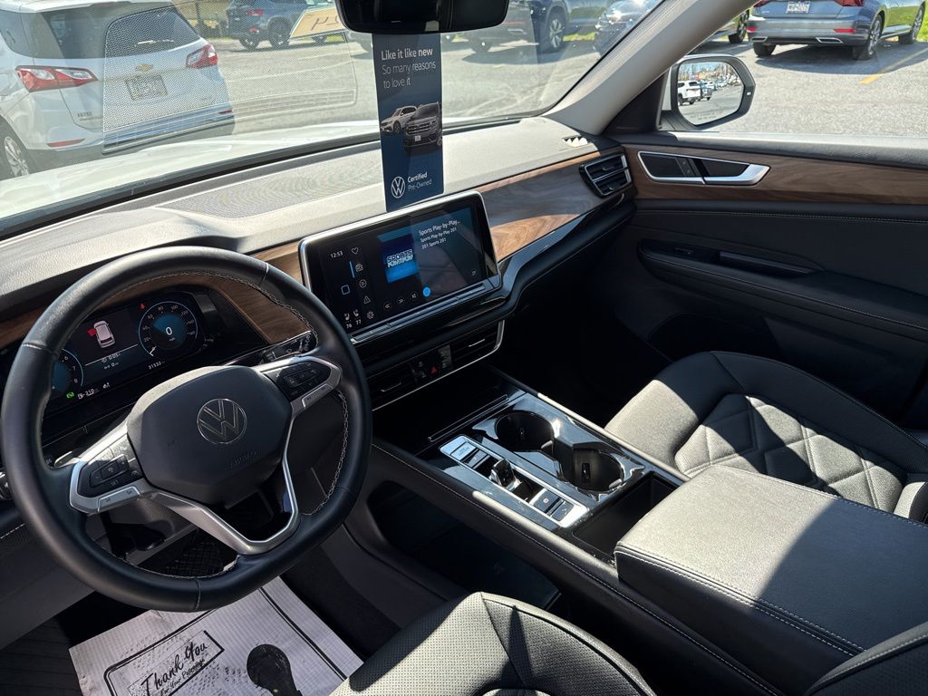 2025 Volkswagen Atlas 2.0T SE w/Technology White at Subaru and VW of Moon Township