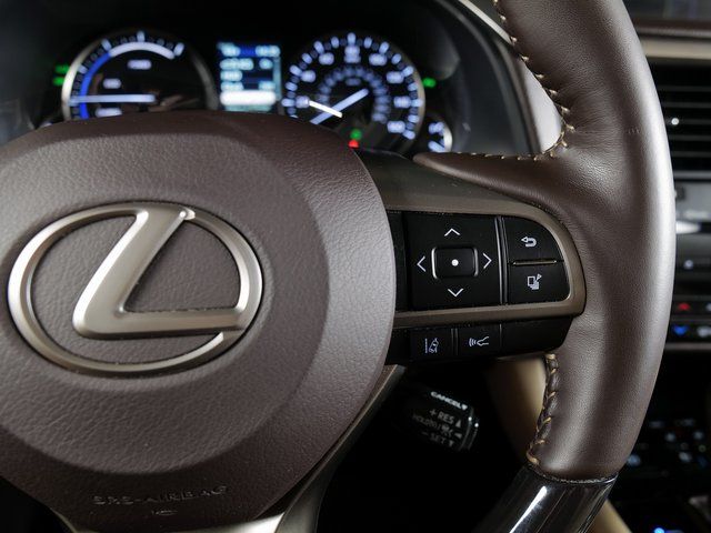 Used 2019 White Lexus 450h image 21