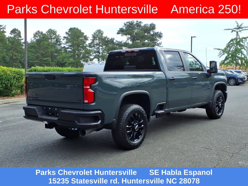 ChevroletSilverado 2500HD33