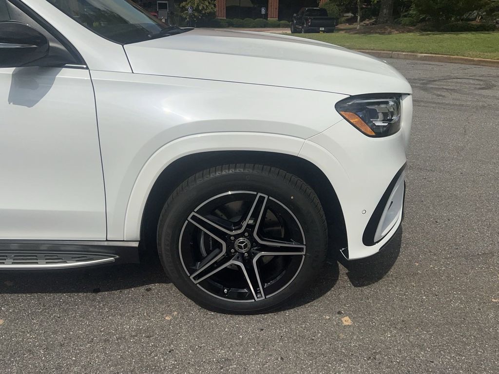 2025 Mercedes-Benz GLS GLS 450 13