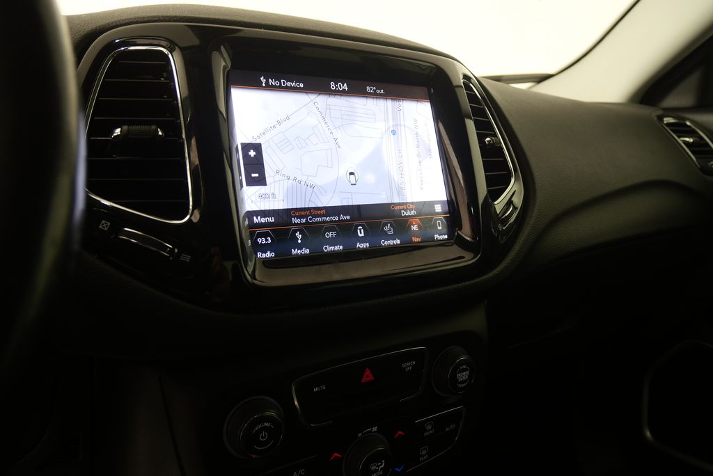 Thumbnail: 2018 Jeep Compass - 21