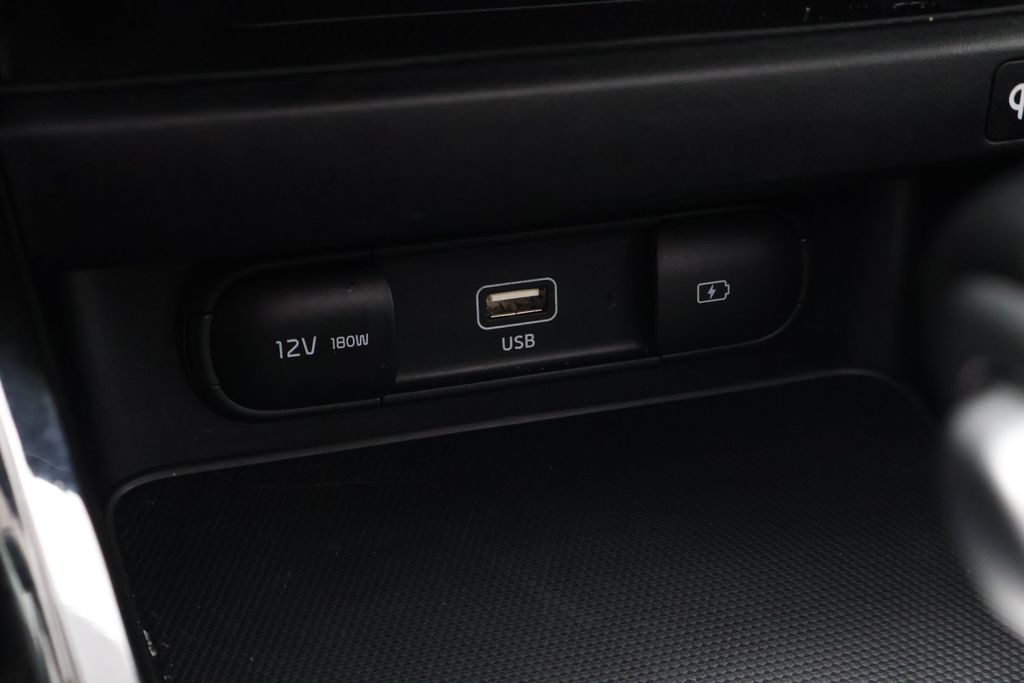 Thumbnail: 2023 Kia Forte - 23