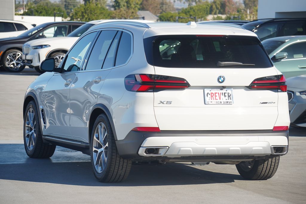 2025 BMW X5 xDrive50e 7