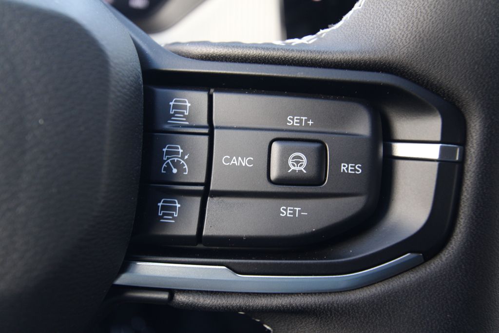 New 2026 Jeep Cherokee SUV