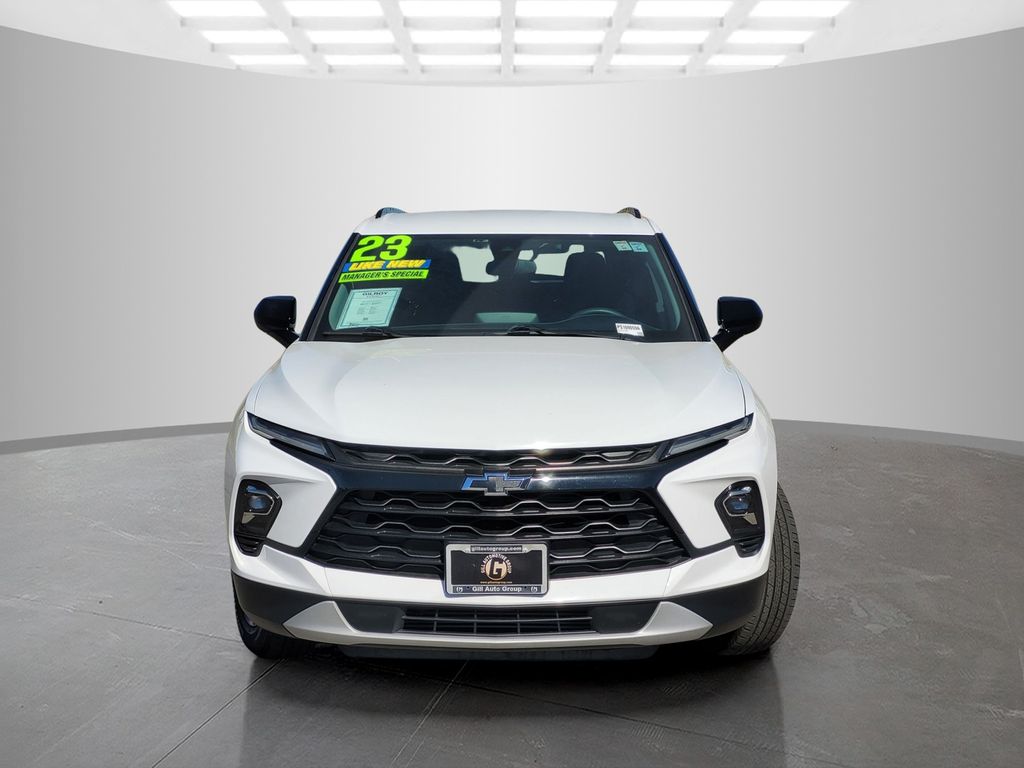 Used 2023 White Chevrolet LT image 2
