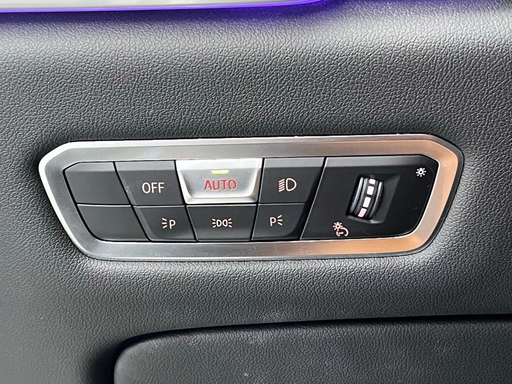 Thumbnail: 2023 BMW X5 - 20