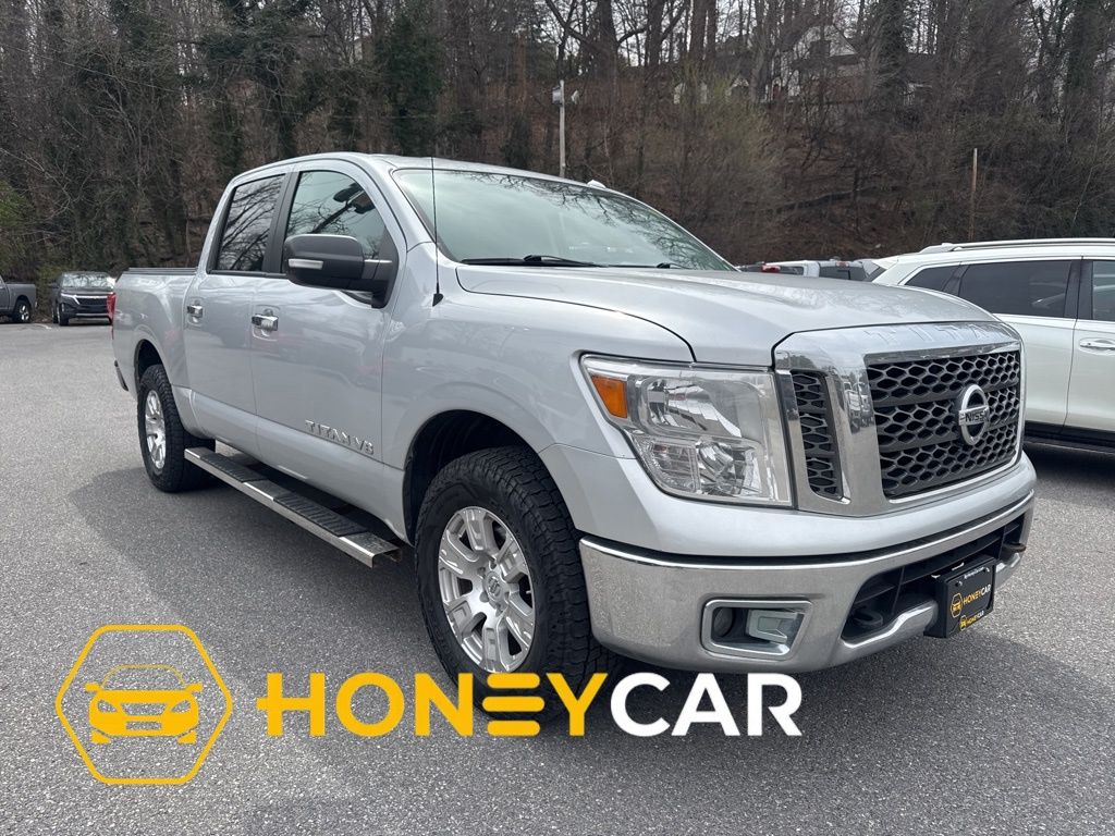2018 Nissan Titan SV Crew Cab 4WD