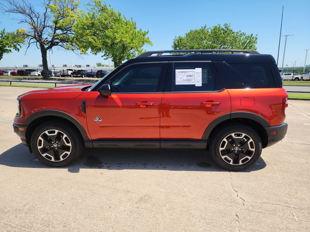 2024 Ford Bronco Sport Outer Banks photo