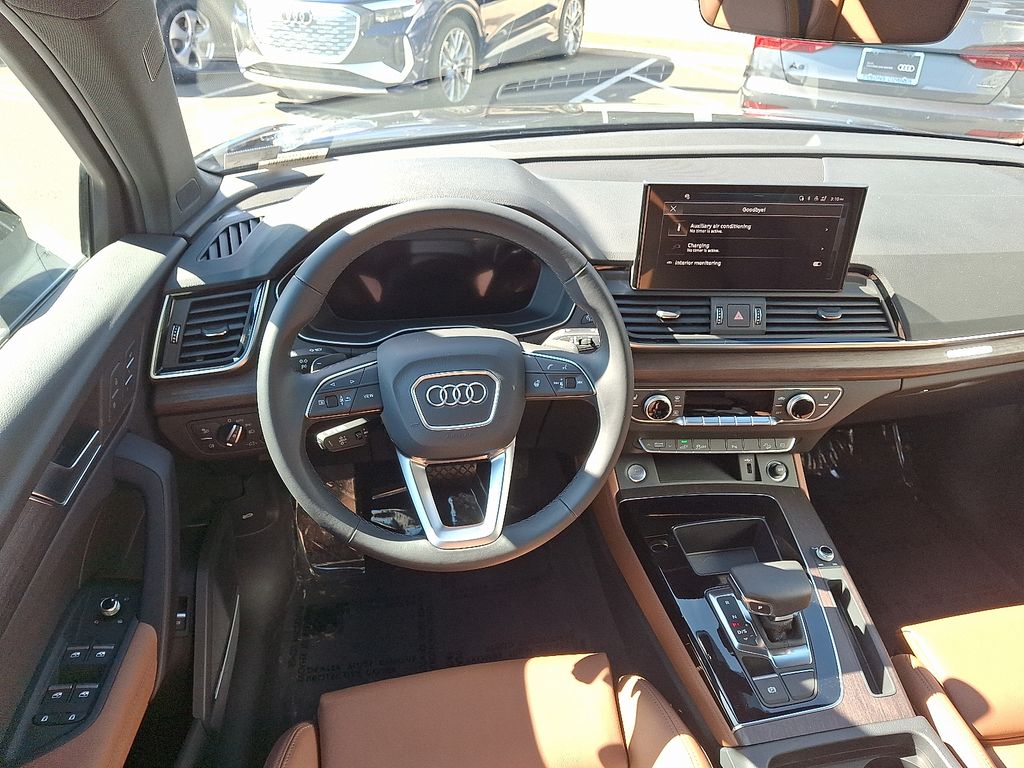 Thumbnail: 2025 Audi Q5 - 11