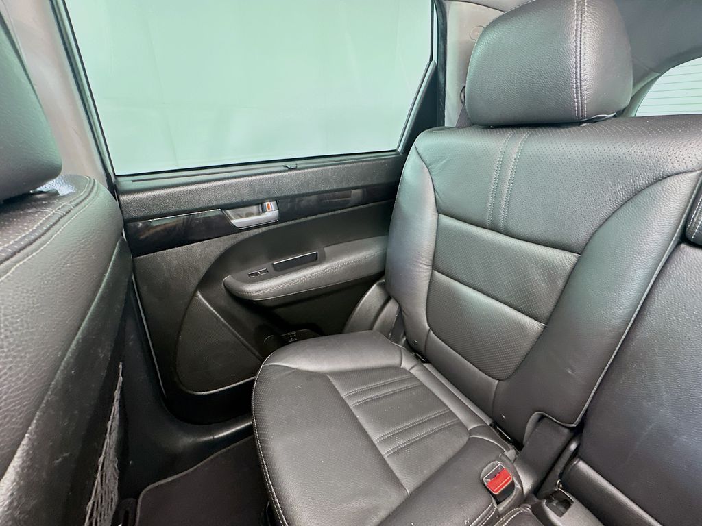 Used 2014 Silver Kia SX image 12