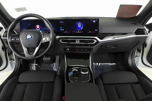 2024 BMW i4 eDrive40 25