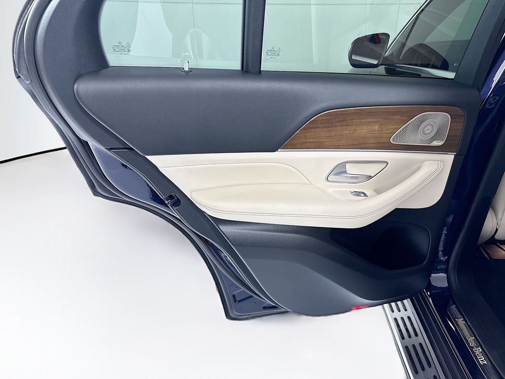 Thumbnail: 2021 Mercedes-Benz GLE - 27