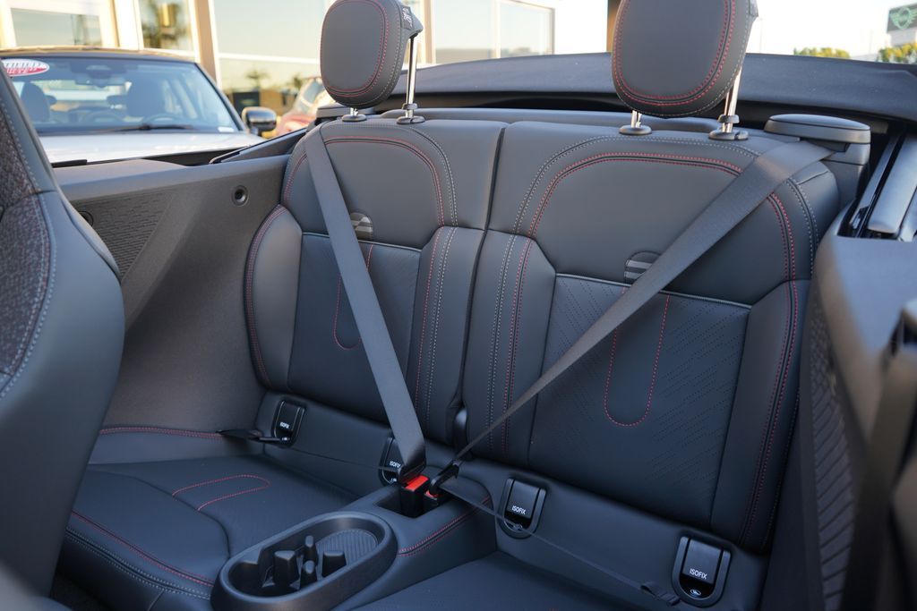 Thumbnail: 2026 MINI Cooper - 9