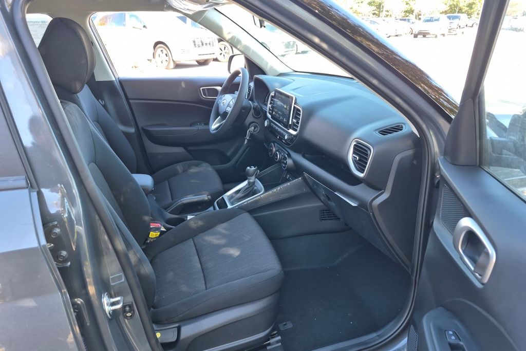 New 2026 Gray Hyundai SE image 17