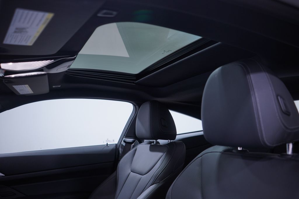 Thumbnail: 2025 BMW 4 Series - 8