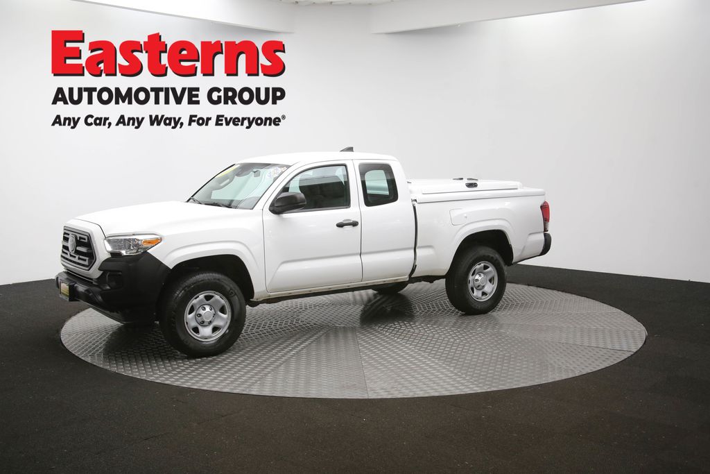 Used 2018 White Toyota SR image 54
