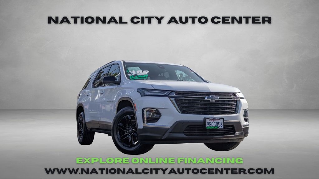 2022 Chevrolet Traverse LS's photo