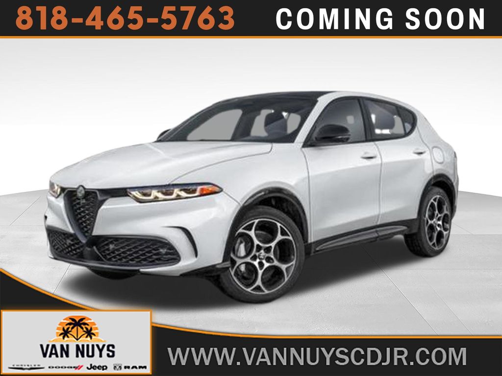 White 2025 Alfa Romeo Tonale Hybrid  All-Wheel Drive 6-Speed Automatic