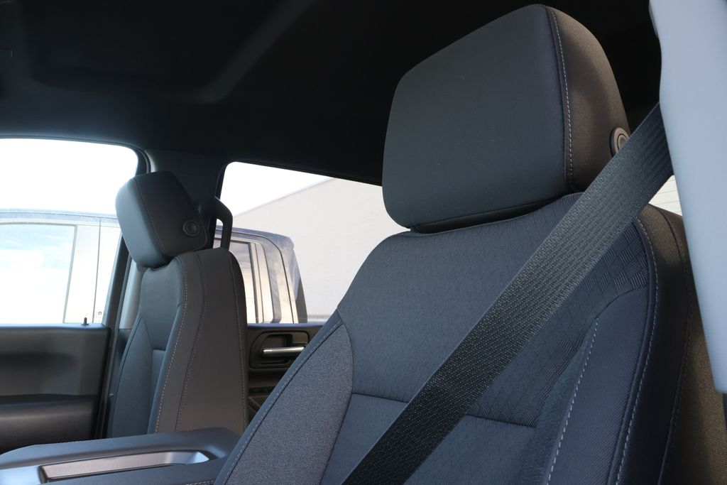 Thumbnail: 2026 Chevrolet Silverado 2500 - 14