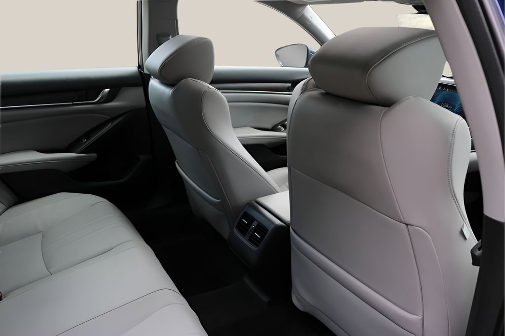 Used Car 2018 Honda Accord  Touring For Sale Under $25,000 In Austin, Texas