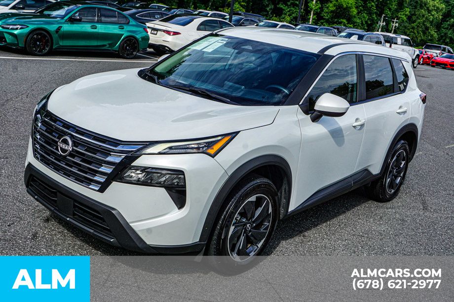 Used 2024 White Nissan SV image 14