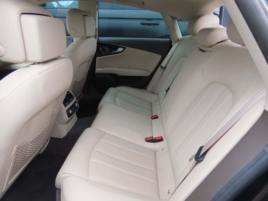 Thumbnail: 2017 Audi A7 - 11