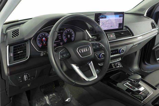 2023 Audi Q5 45 S line Premium Plus 28