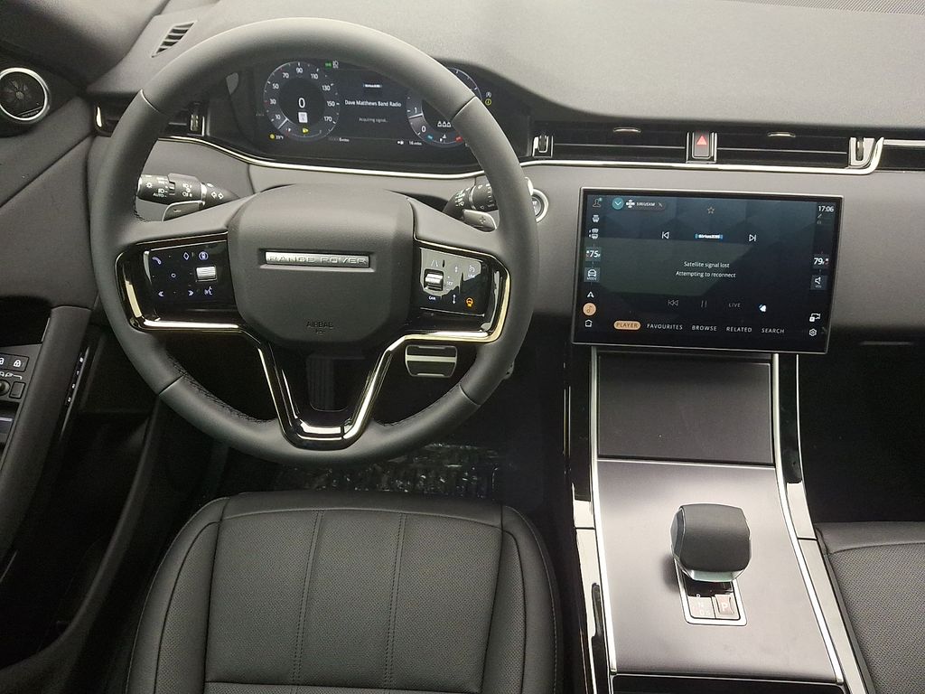 Thumbnail: 2026 Land Rover Range Rover Evoque - 8