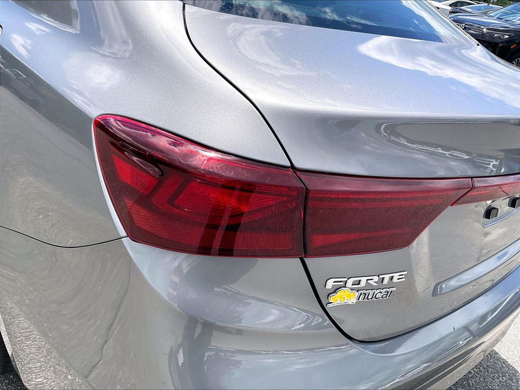 2024 Kia Forte — photo 28