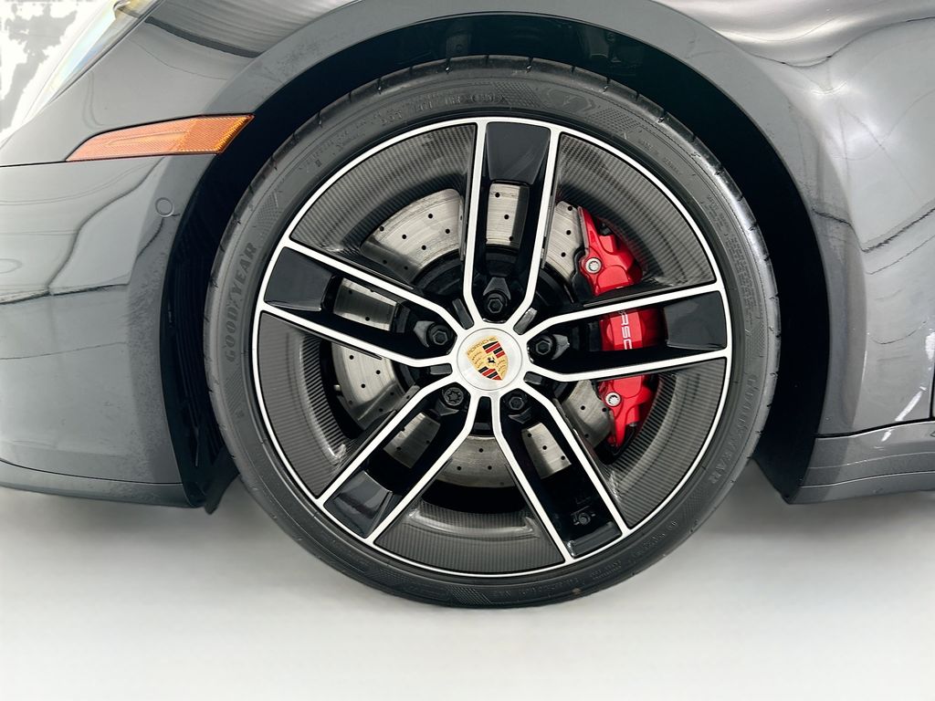 Thumbnail: 2026 Porsche 911 - 28