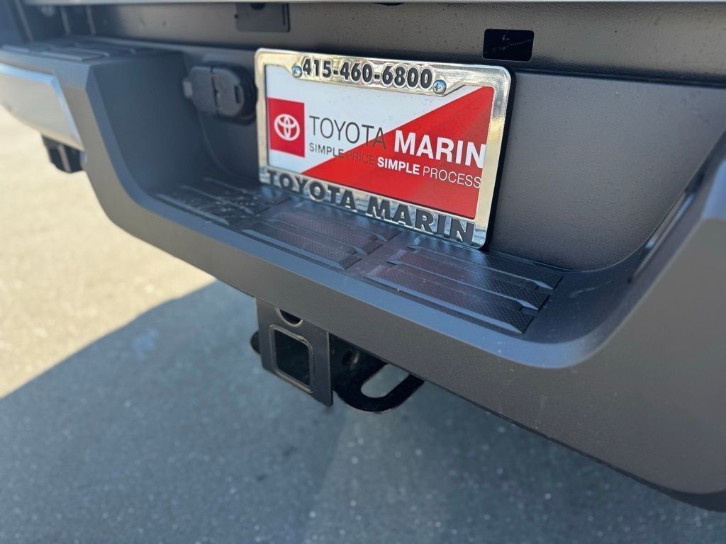 2025 Toyota Tacoma SR5 Double Cab photo 11