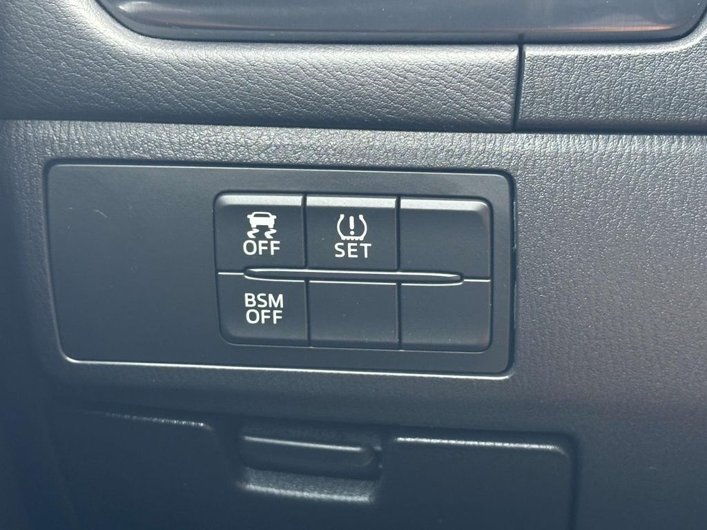 2014 Mazda Mazda6 i Touring 22
