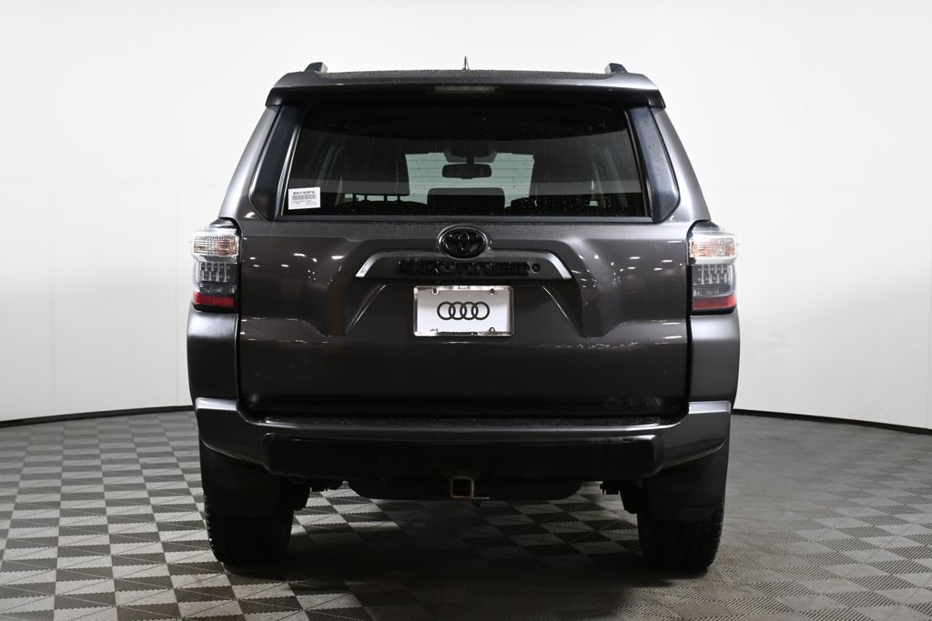 Thumbnail: 2016 Toyota 4Runner - 6
