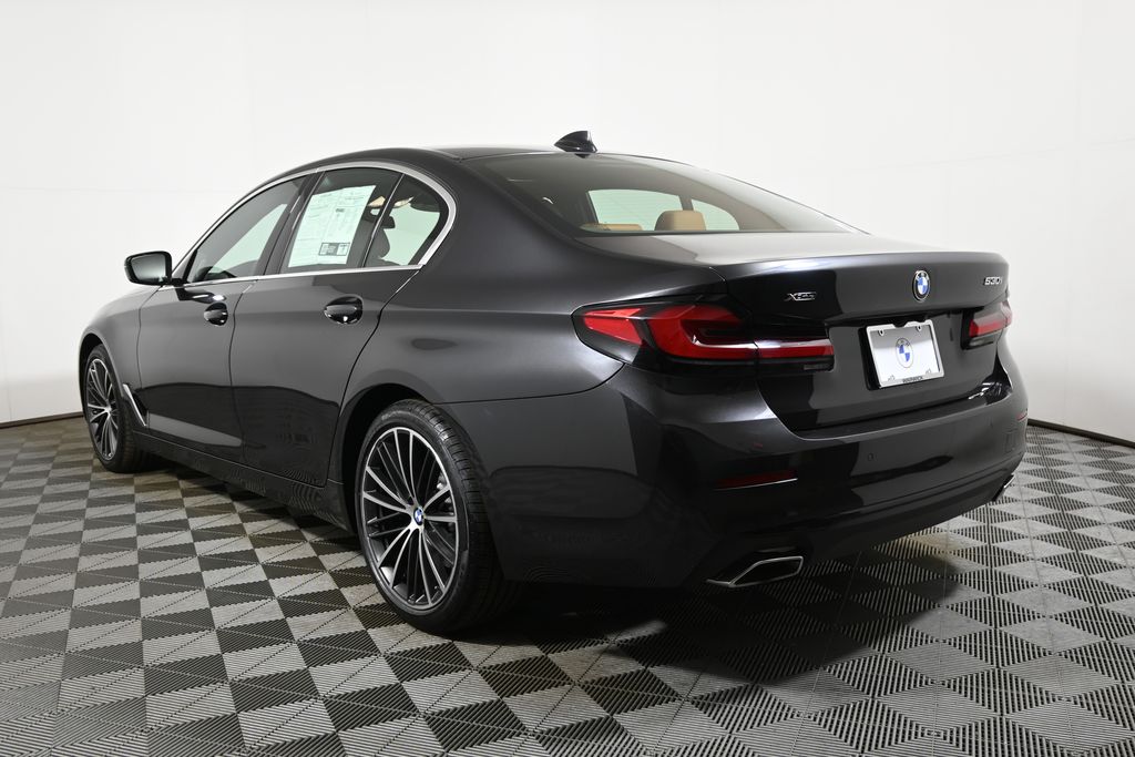 Thumbnail: 2023 BMW 5 Series - 5