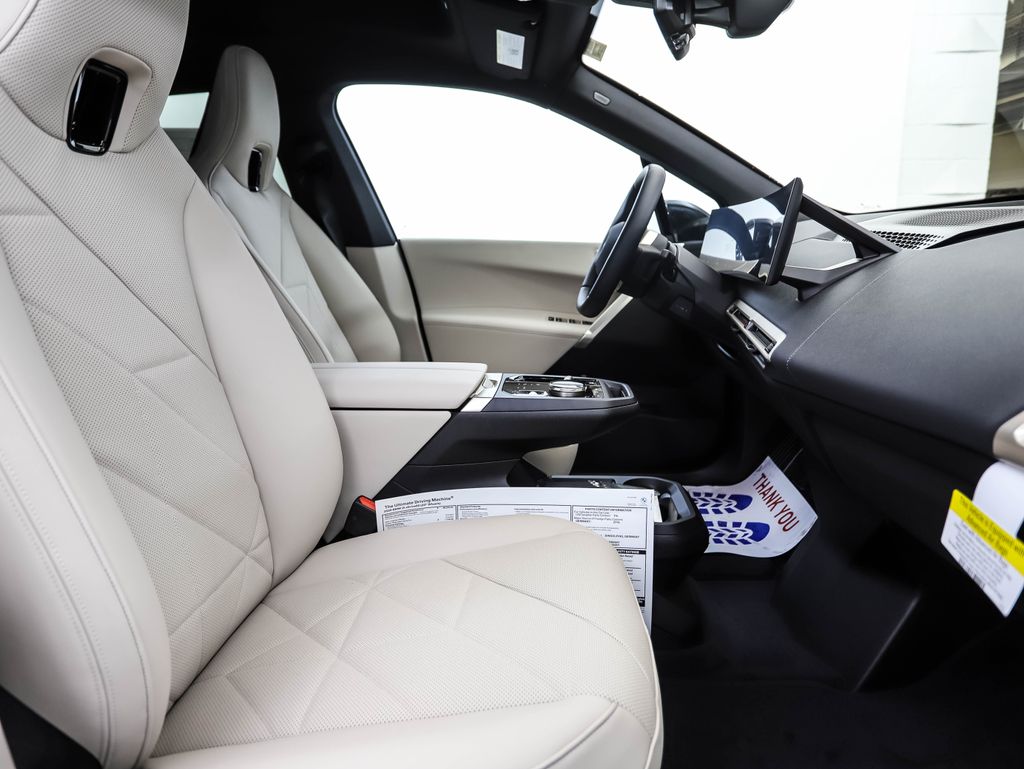 Thumbnail: 2026 BMW iX - 31