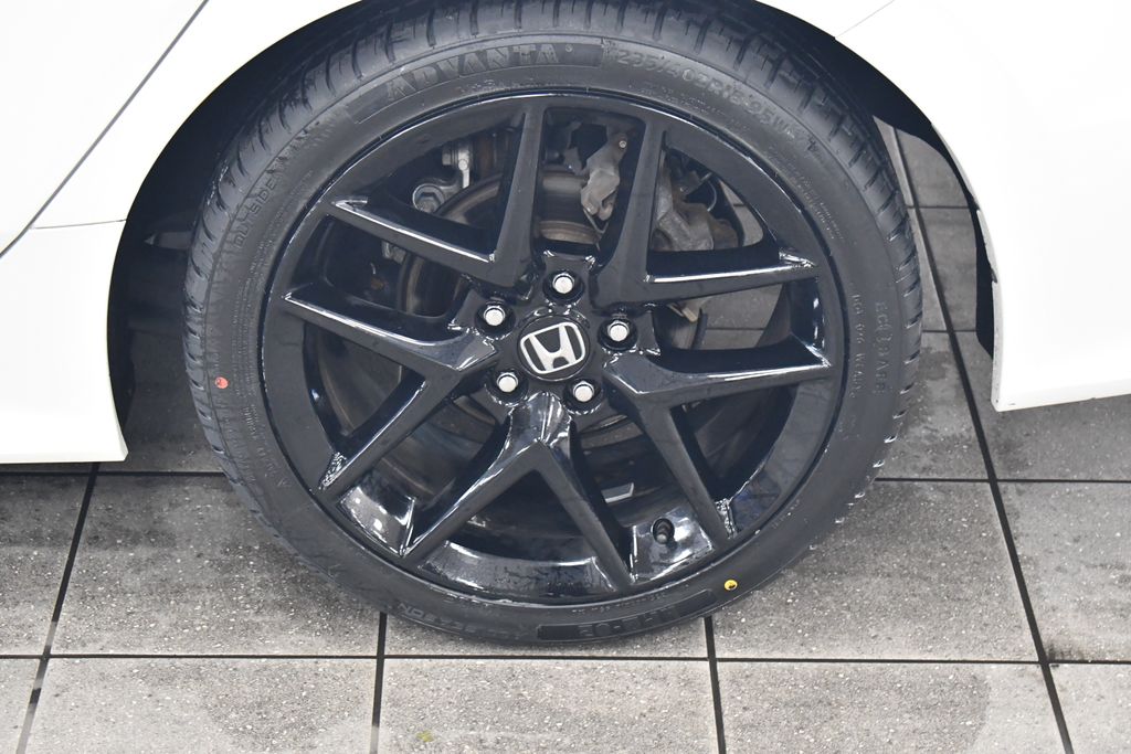 Thumbnail: 2024 Honda Civic - 13