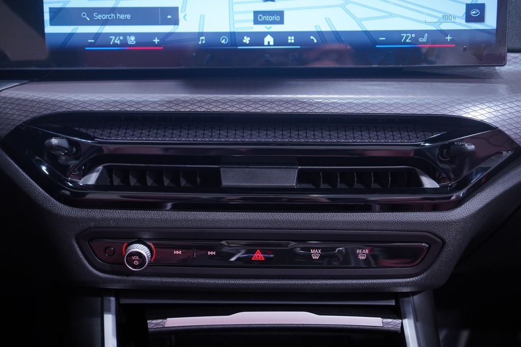 Thumbnail: 2025 BMW 4 Series - 16