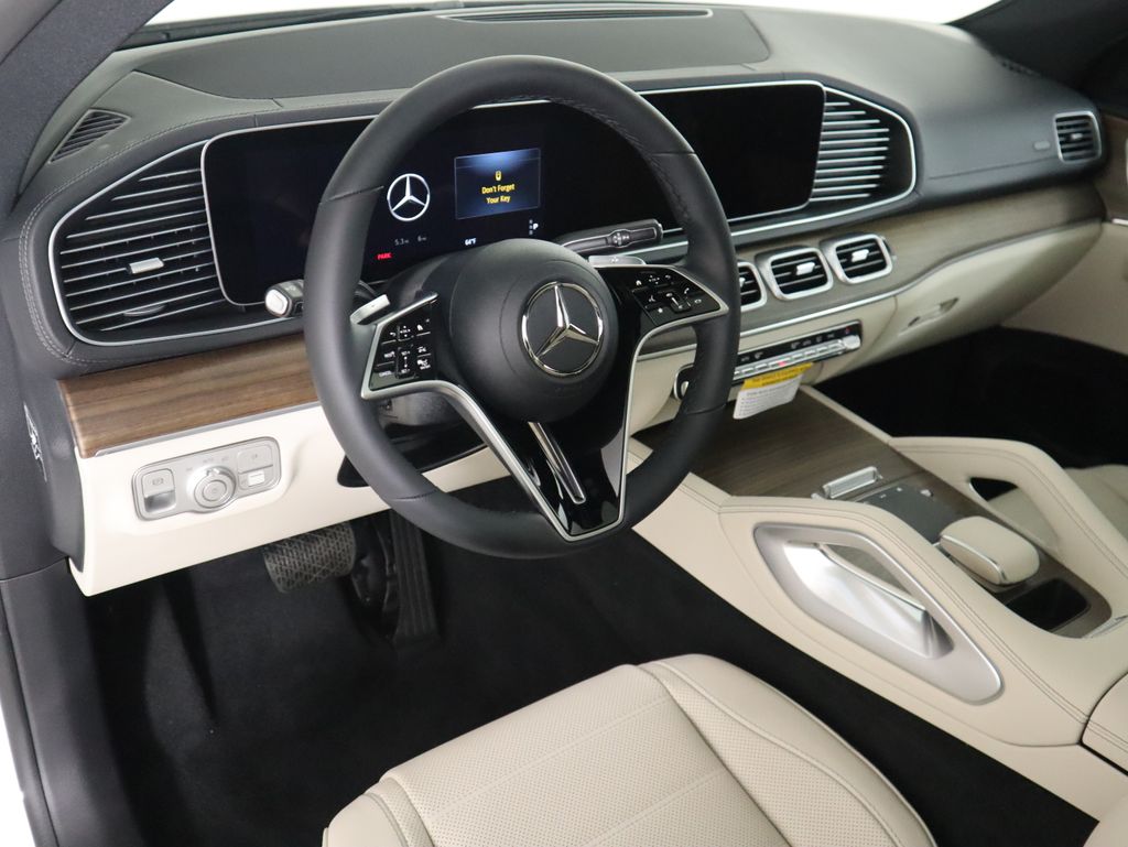 Thumbnail: 2026 Mercedes-Benz GLE - 10