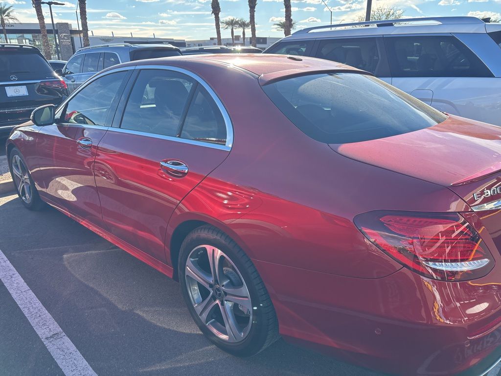 Thumbnail: 2019 Mercedes-Benz E-Class - 4