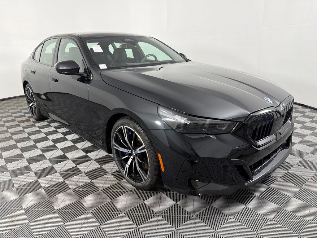 Thumbnail: 2024 BMW 5 Series - 3