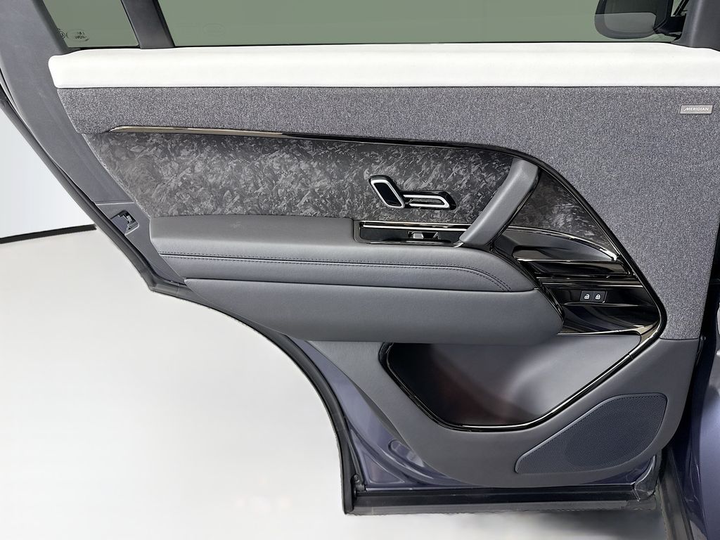 Thumbnail: 2023 Land Rover Range Rover Sport - 26