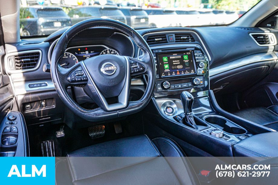 Used 2023 Black Nissan 3.5 SL image 27