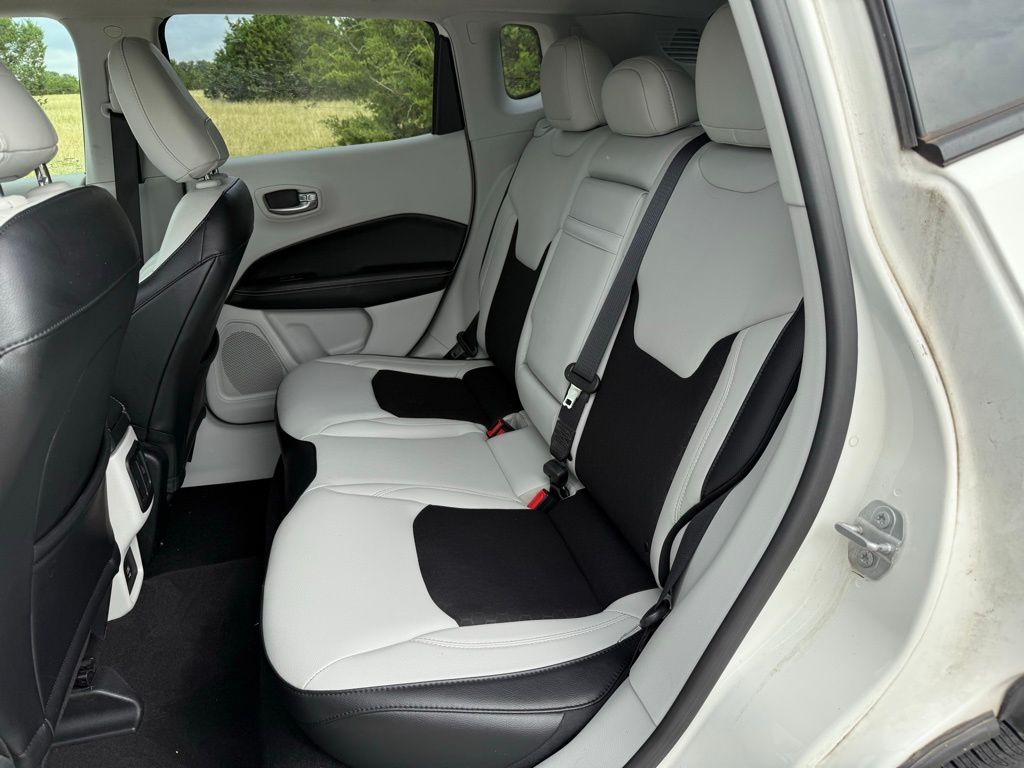 Thumbnail: 2017 Jeep Compass - 23
