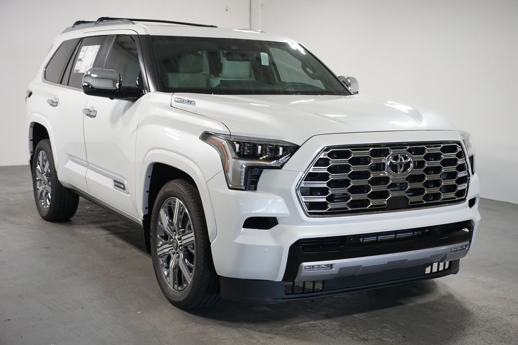 Thumbnail: 2025 Toyota Sequoia - 3
