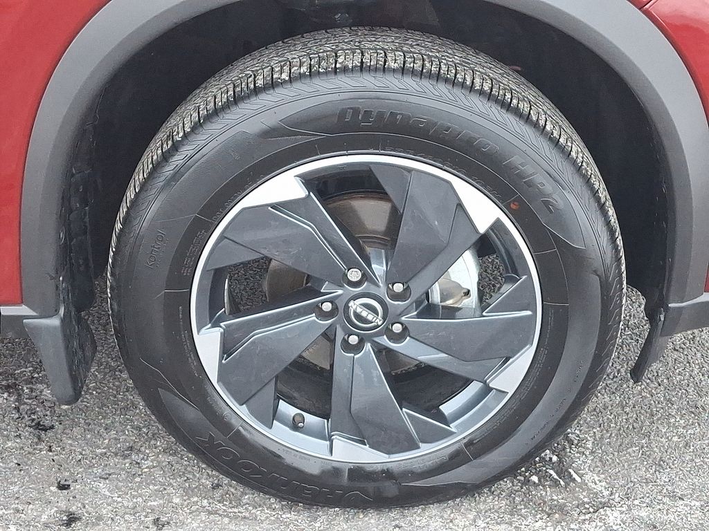 Thumbnail: 2025 Nissan Rogue - 9