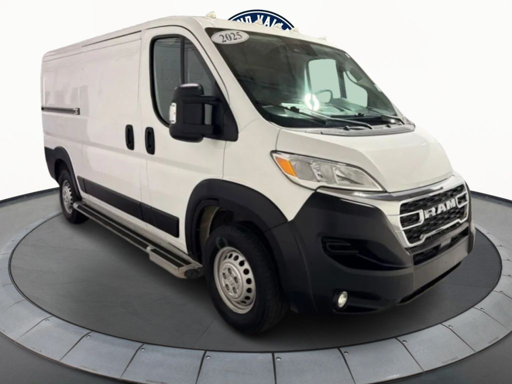Bright White Clearcoat 2025 RAM ProMaster Van Automatic