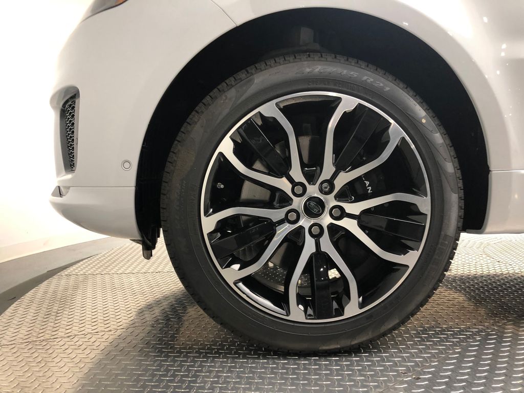 Thumbnail: 2019 Land Rover Range Rover Sport - 9